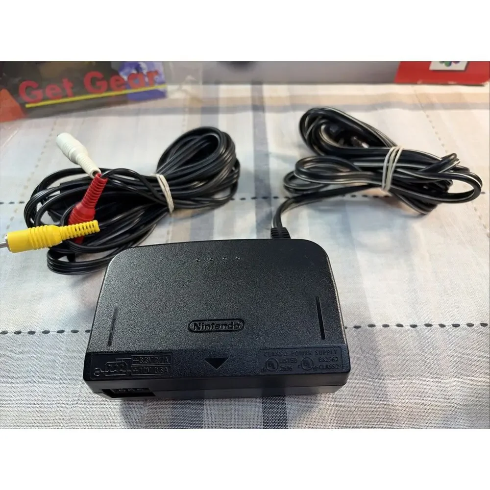 Nintendo 64 System N64 Console OEM CIB T&W W/Collectors Protective Cover CLEAN